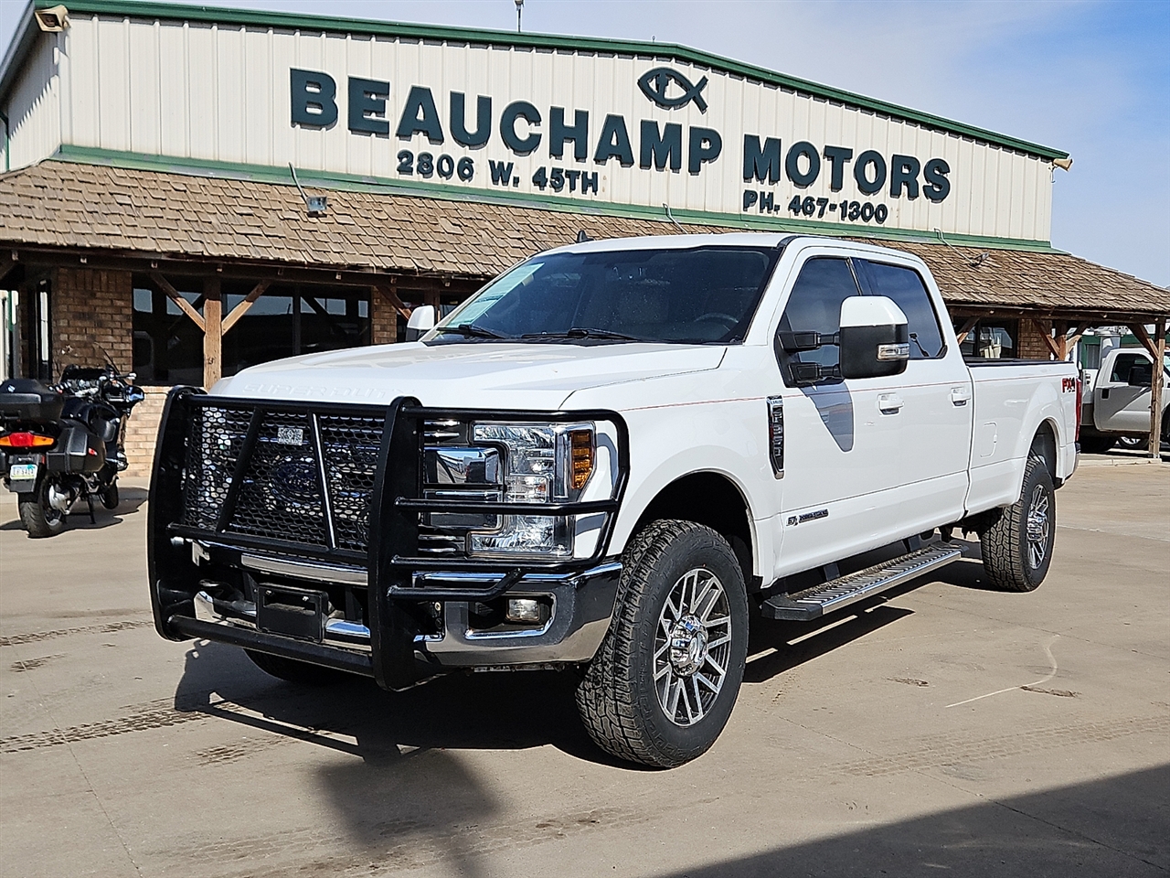 2019 Ford Super Duty F-350 SRW Lariat 4WD Crew Cab 8' Box