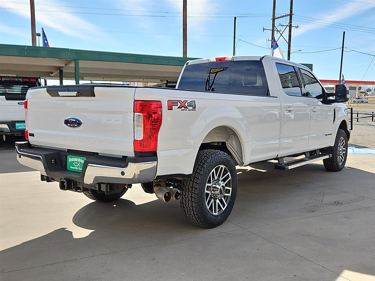 Ford Super Duty F-350 SRW Lariat 4WD Crew Cab 8' Box 2019