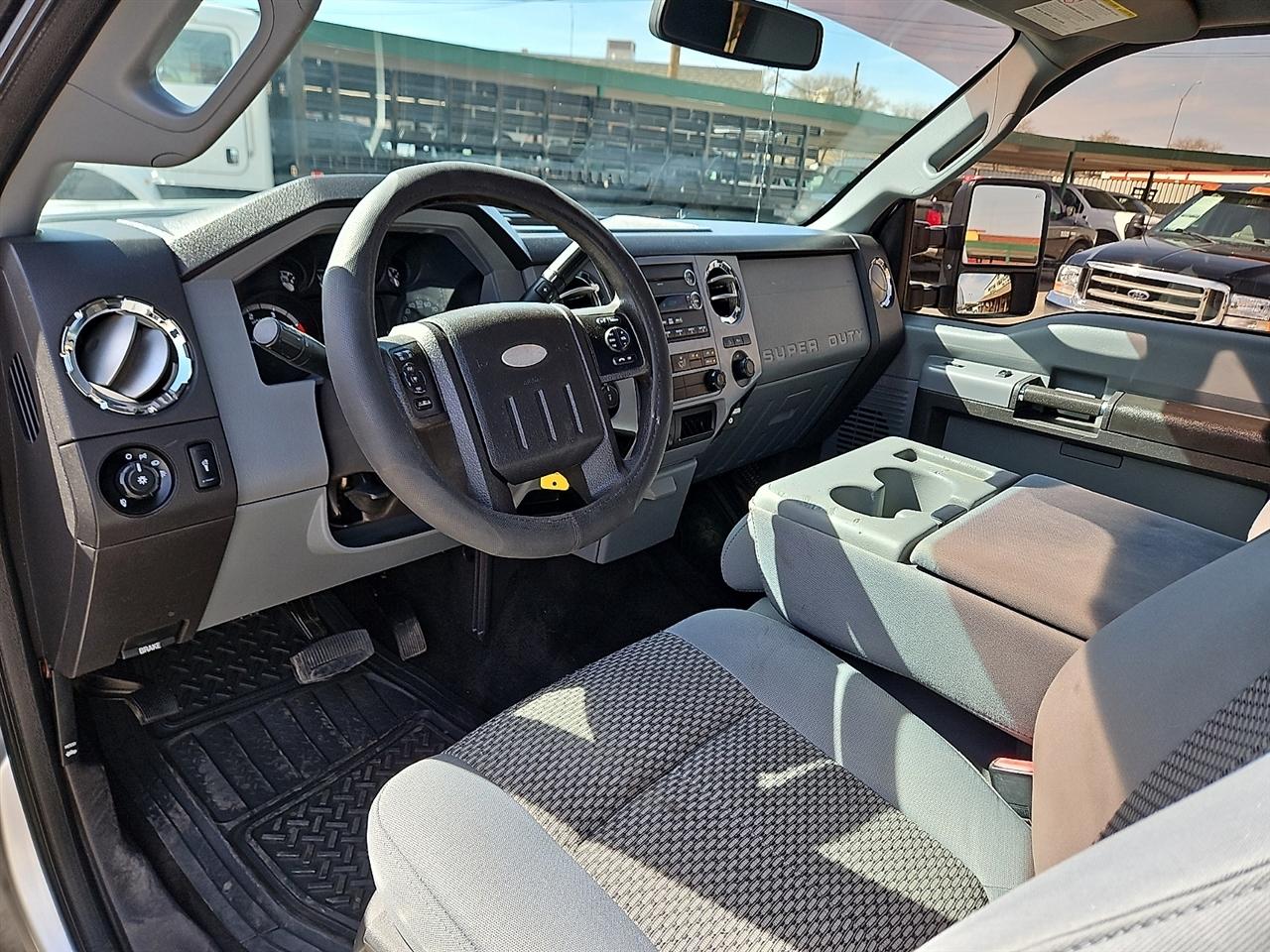 Ford Super Duty F-250 SRW 4WD Crew Cab 156" XLT 2013