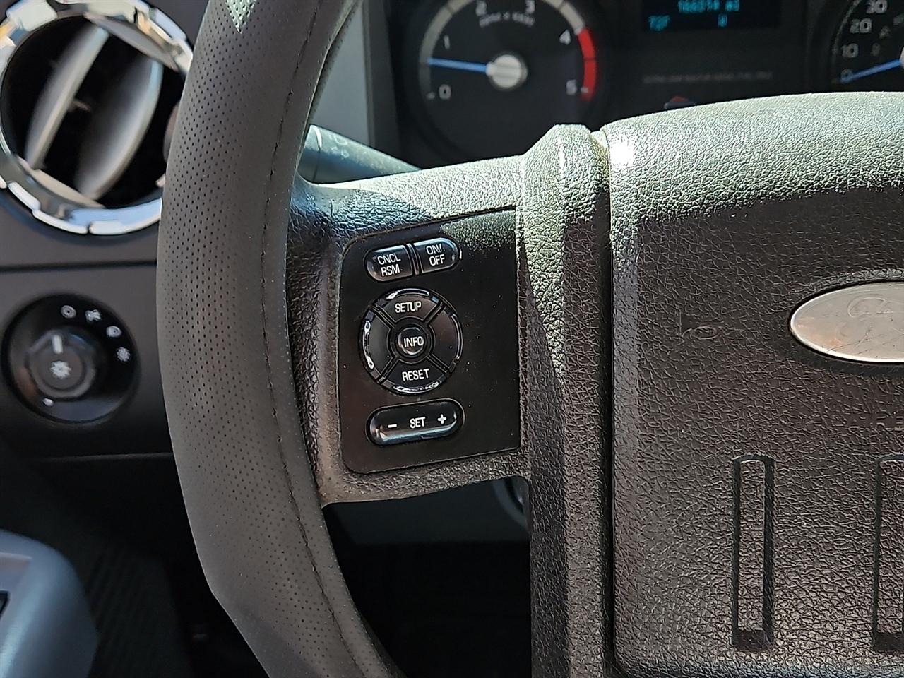 Ford Super Duty F-250 SRW 4WD Crew Cab 156" XLT 2013