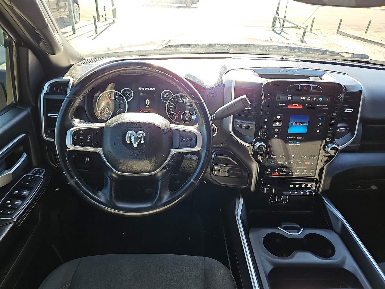 RAM 3500 Big Horn 4x4 Crew Cab 8' Box 2024