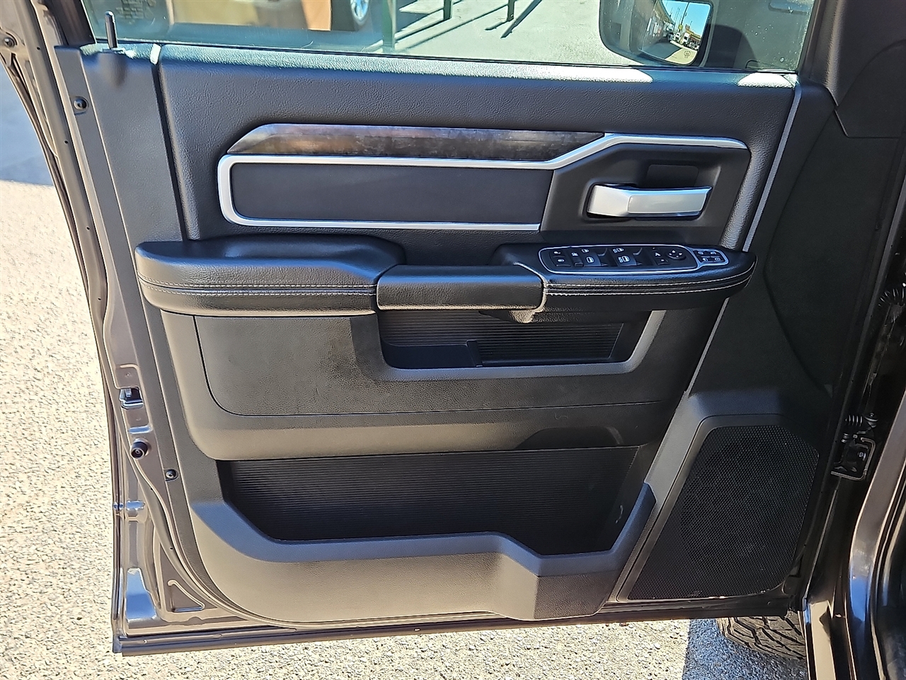 RAM 3500 Big Horn 4x4 Crew Cab 8' Box 2024