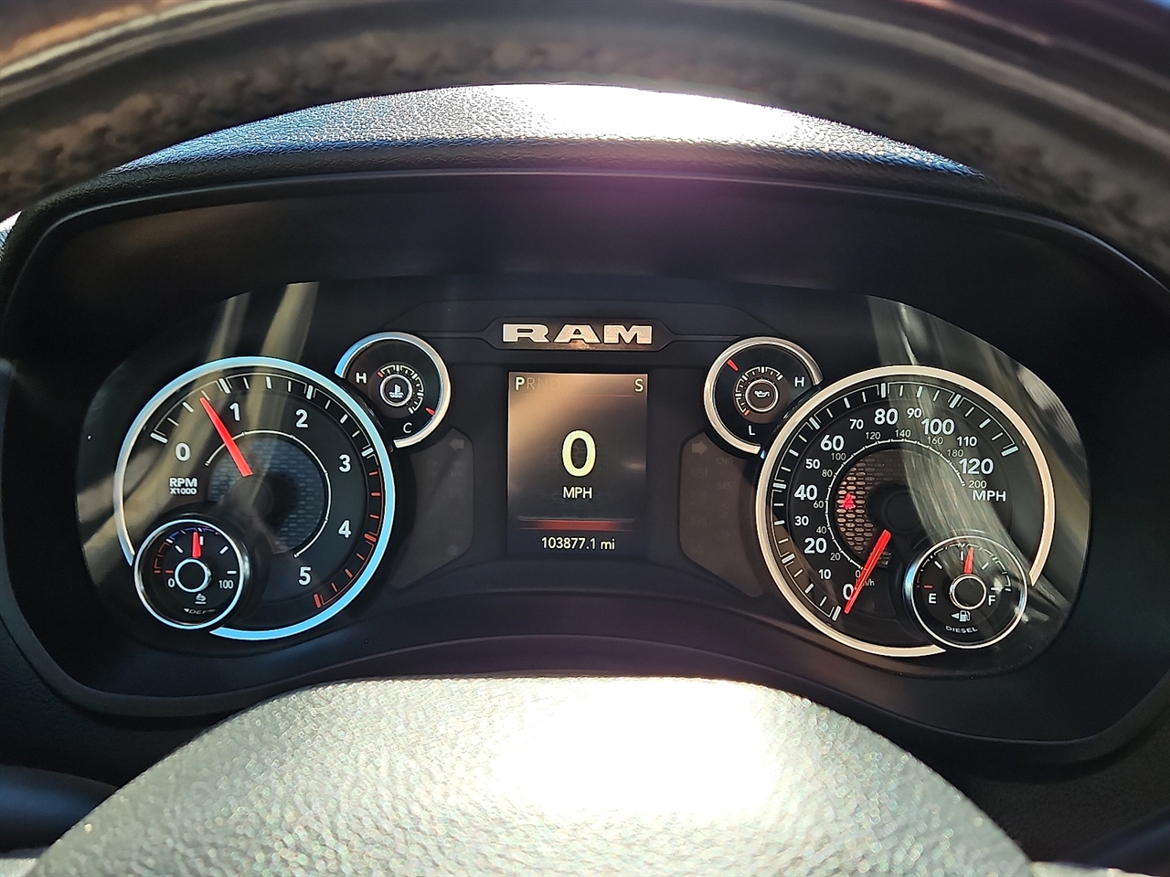 RAM 3500 Big Horn 4x4 Crew Cab 8' Box 2024