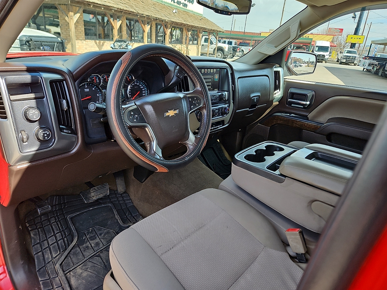 Chevrolet Silverado 1500 4WD Crew Cab 153.0" LT w/1LT 2015