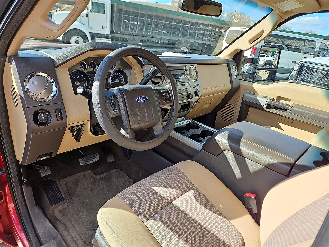 Ford Super Duty F-350 DRW 4WD Crew Cab 172" XLT 2015