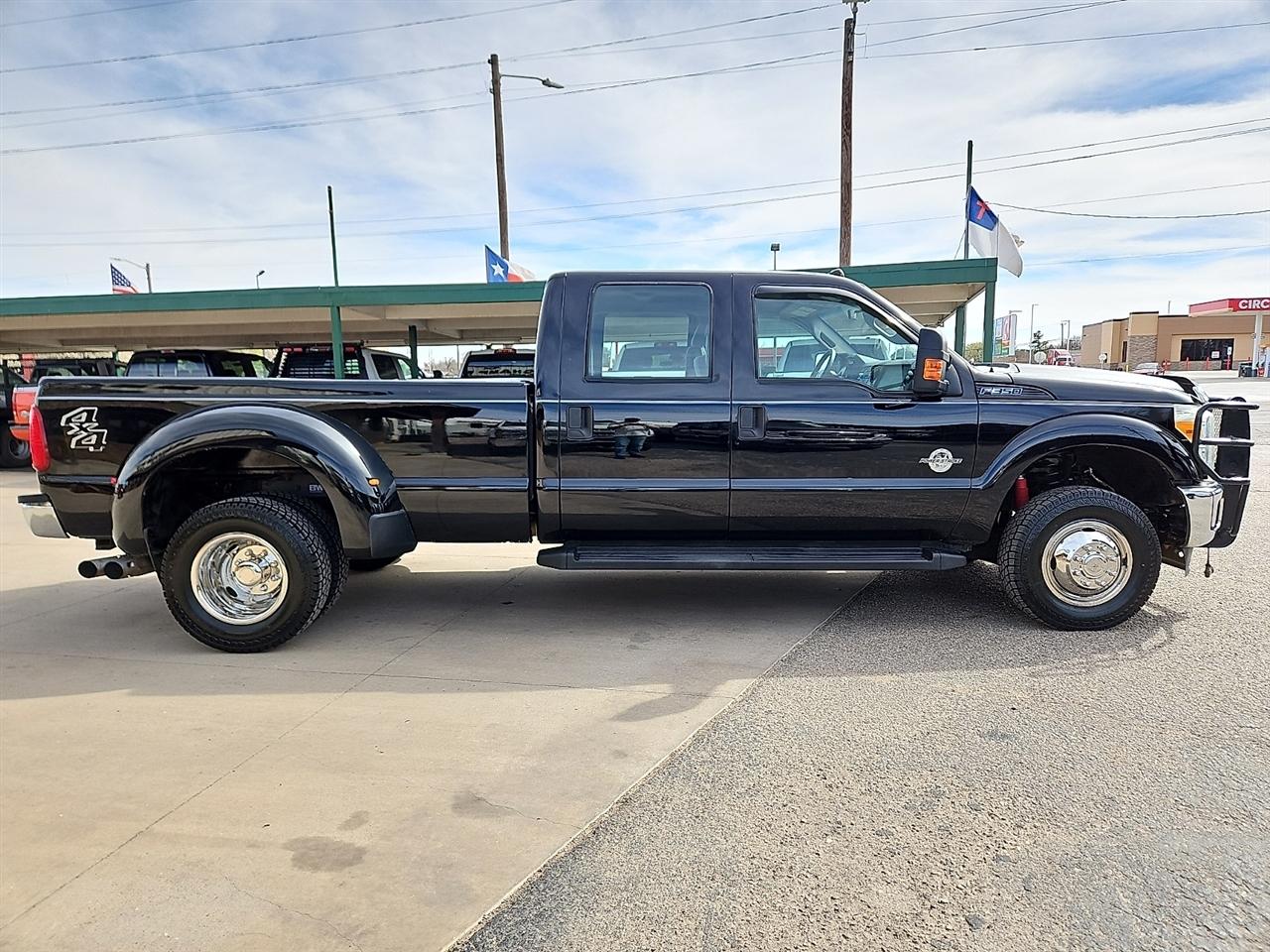 Ford Super Duty F-350 DRW 4WD Crew Cab 172" XL 2016