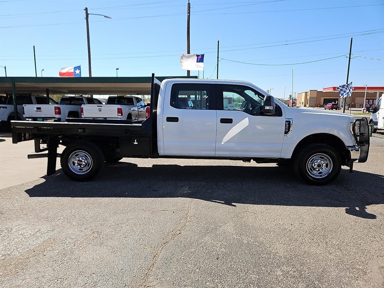 Ford Super Duty F-350 SRW 4WD Crew Cab 172" XL 2022