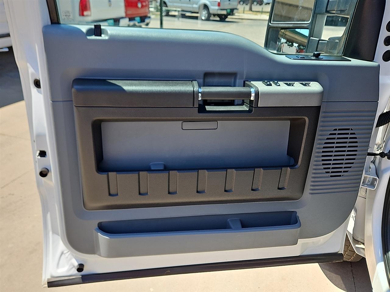 Ford Super Duty F-350 SRW 4WD Crew Cab 172" XLT 2013