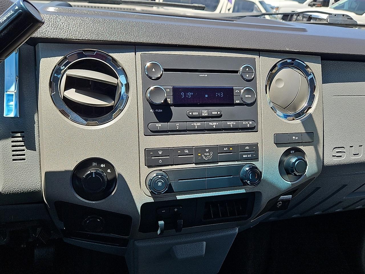 Ford Super Duty F-350 SRW 4WD Crew Cab 172" XLT 2013