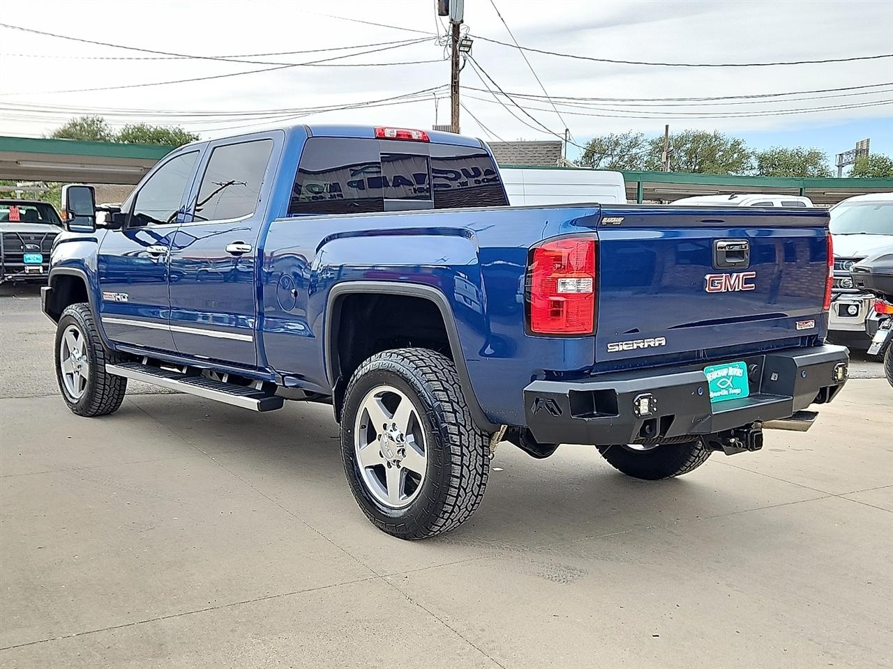 GMC Sierra 2500HD 4WD Crew Cab 153.7" SLT 2016
