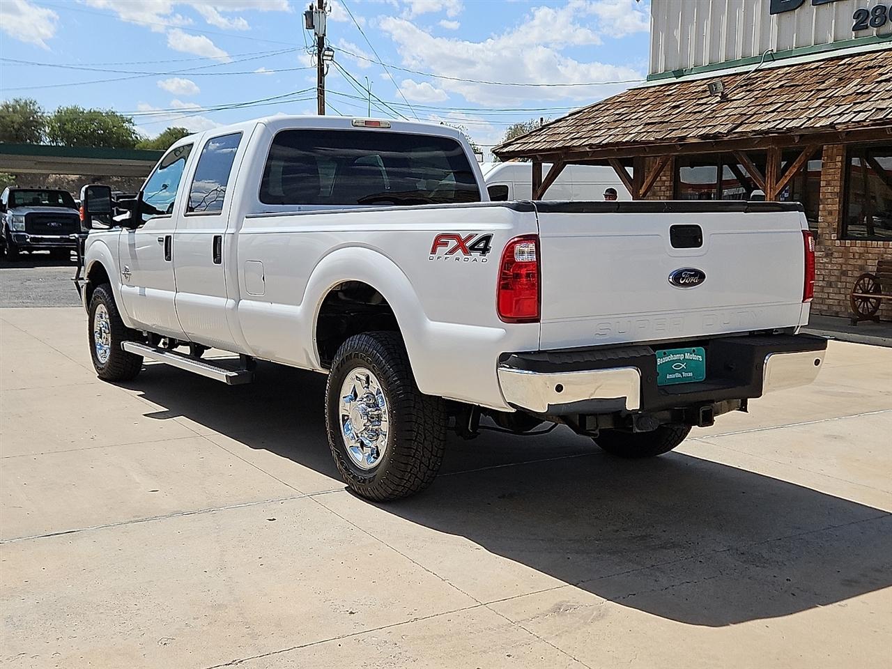 Ford Super Duty F-350 SRW 4WD Crew Cab 172" XLT 2016