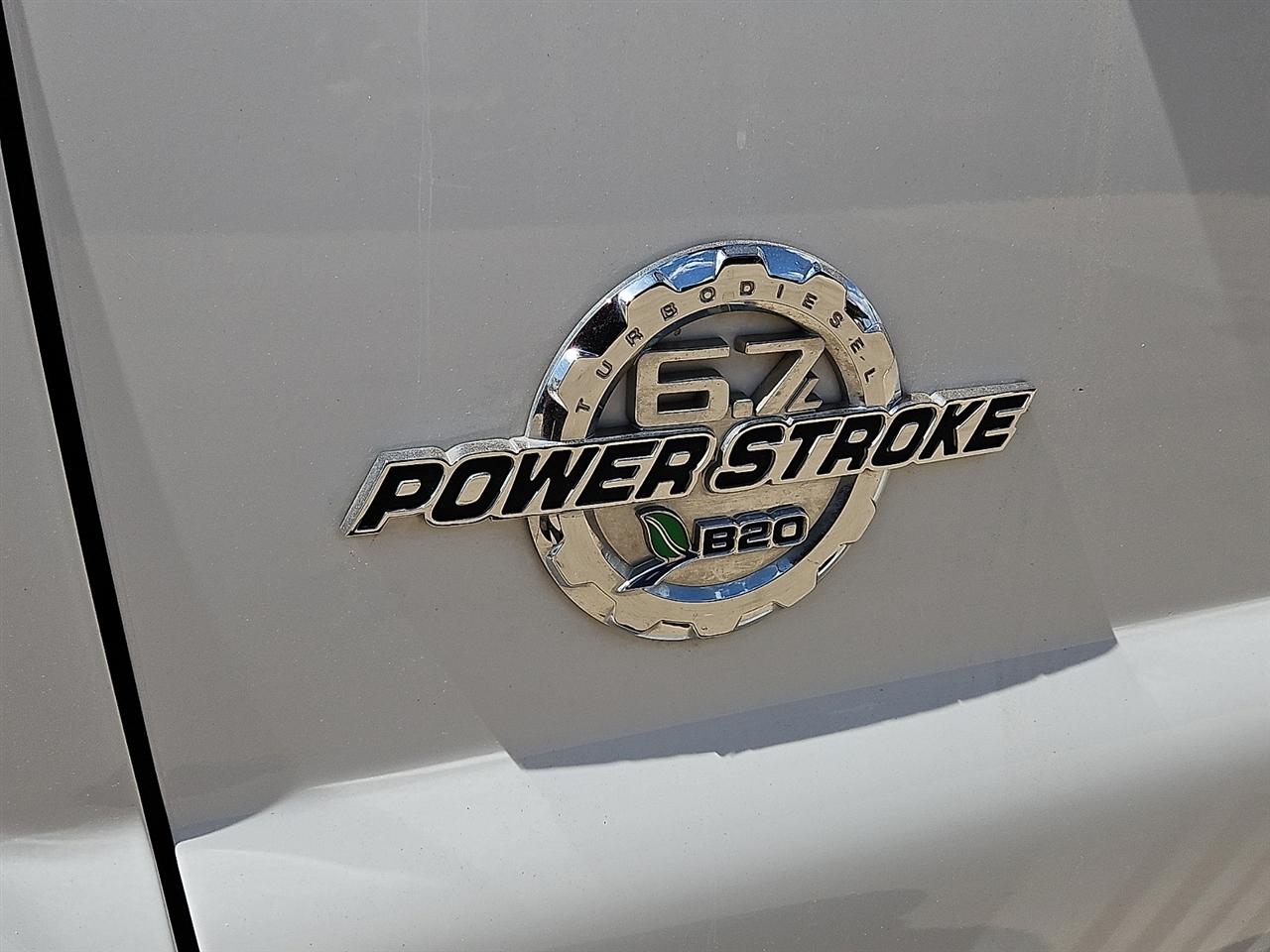 Ford Super Duty F-350 SRW 4WD Crew Cab 172" XLT 2016