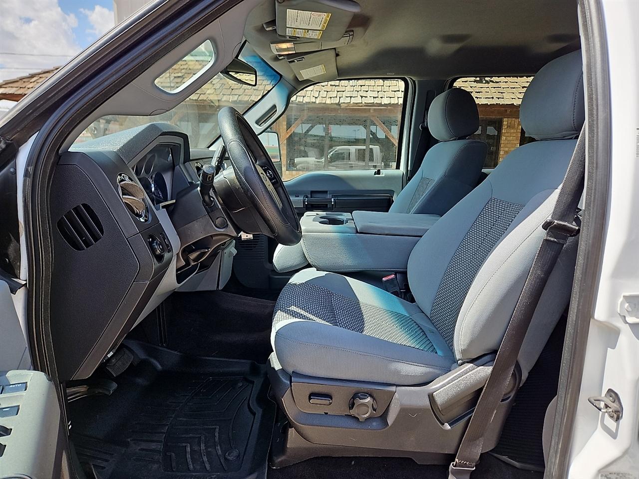Ford Super Duty F-350 SRW 4WD Crew Cab 172" XLT 2016
