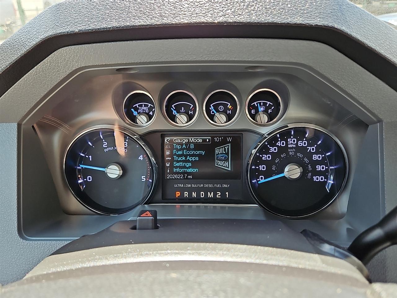 Ford Super Duty F-350 SRW 4WD Crew Cab 172" XLT 2016