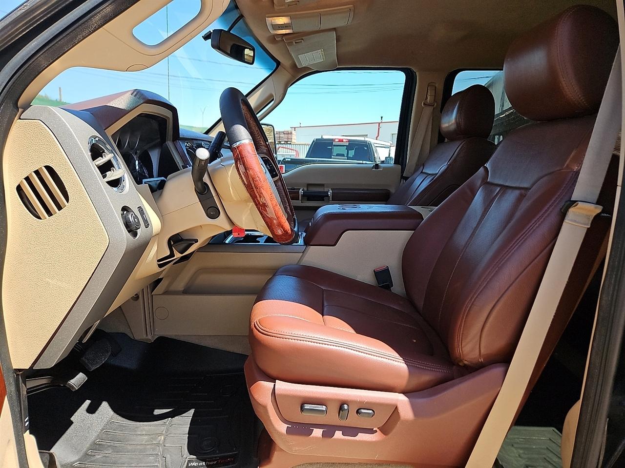 Ford Super Duty F-350 DRW 4WD Crew Cab 172" King Ranch 2012