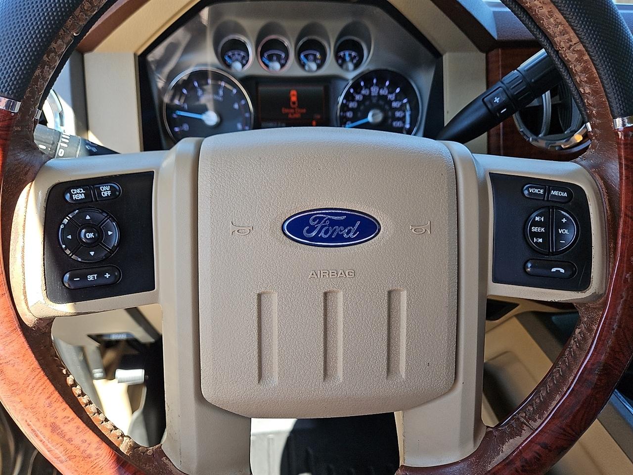 Ford Super Duty F-350 DRW 4WD Crew Cab 172" King Ranch 2012