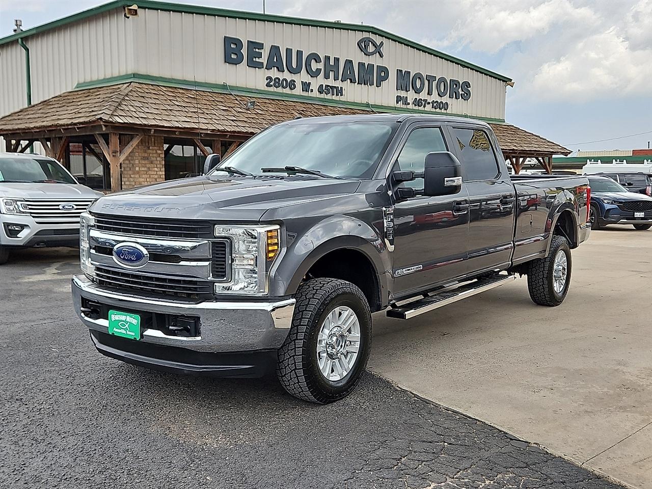 2019 Ford Super Duty F-350 SRW XL 4WD Crew Cab 8' Box