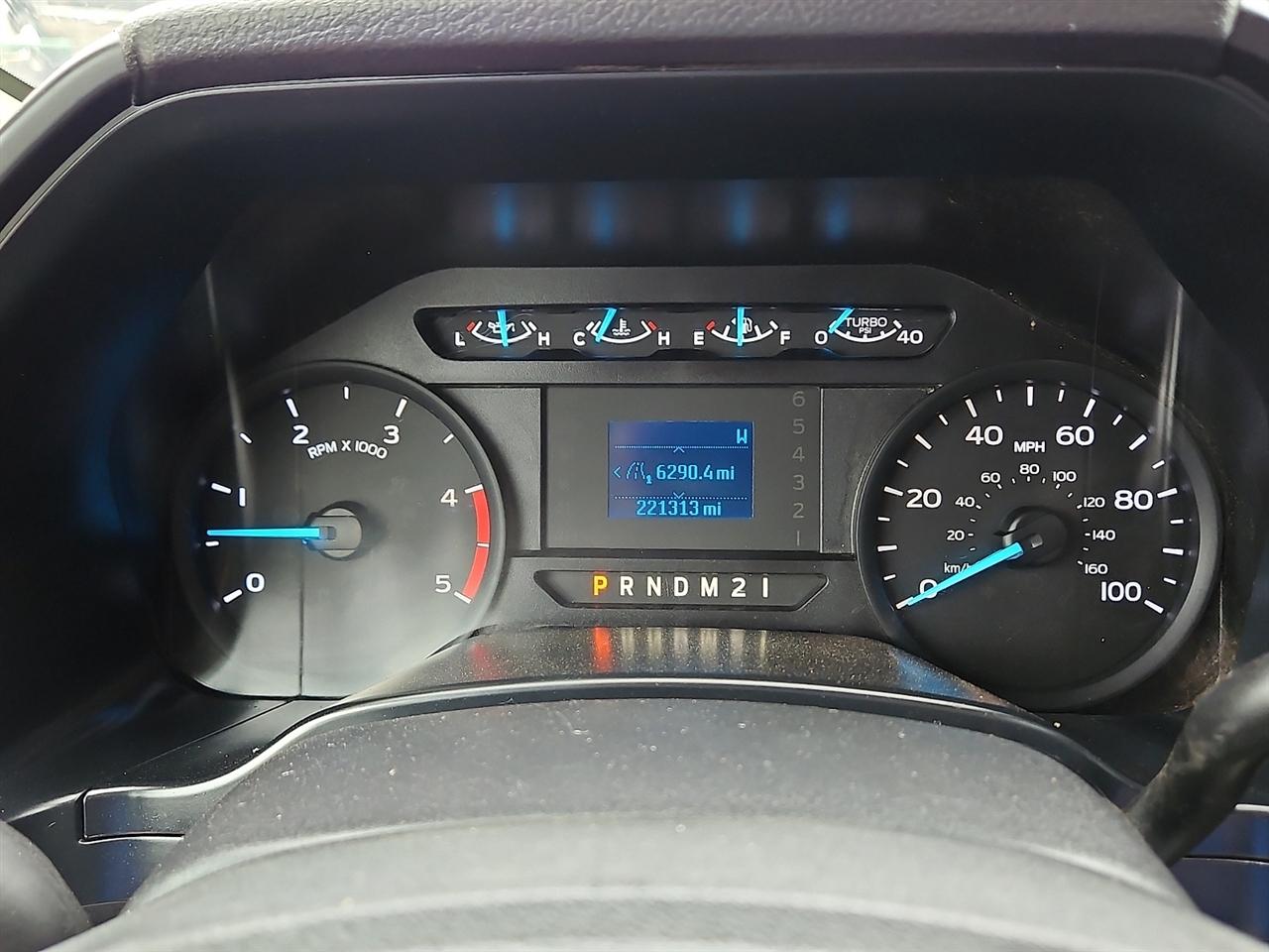 Ford Super Duty F-350 SRW XL 4WD Crew Cab 8' Box 2019