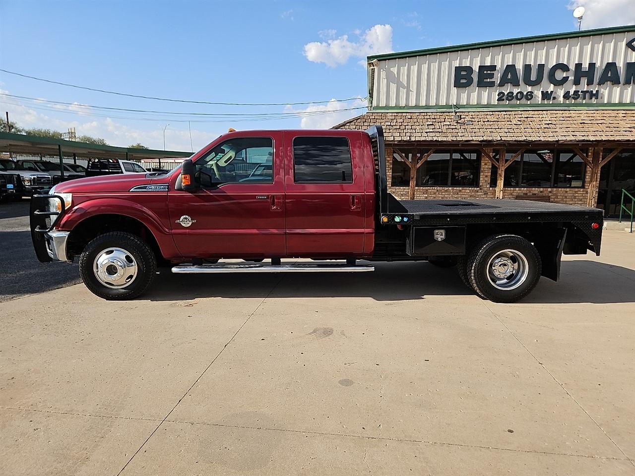 Ford Super Duty F-350 DRW 4WD Crew Cab 172" Lariat 2016