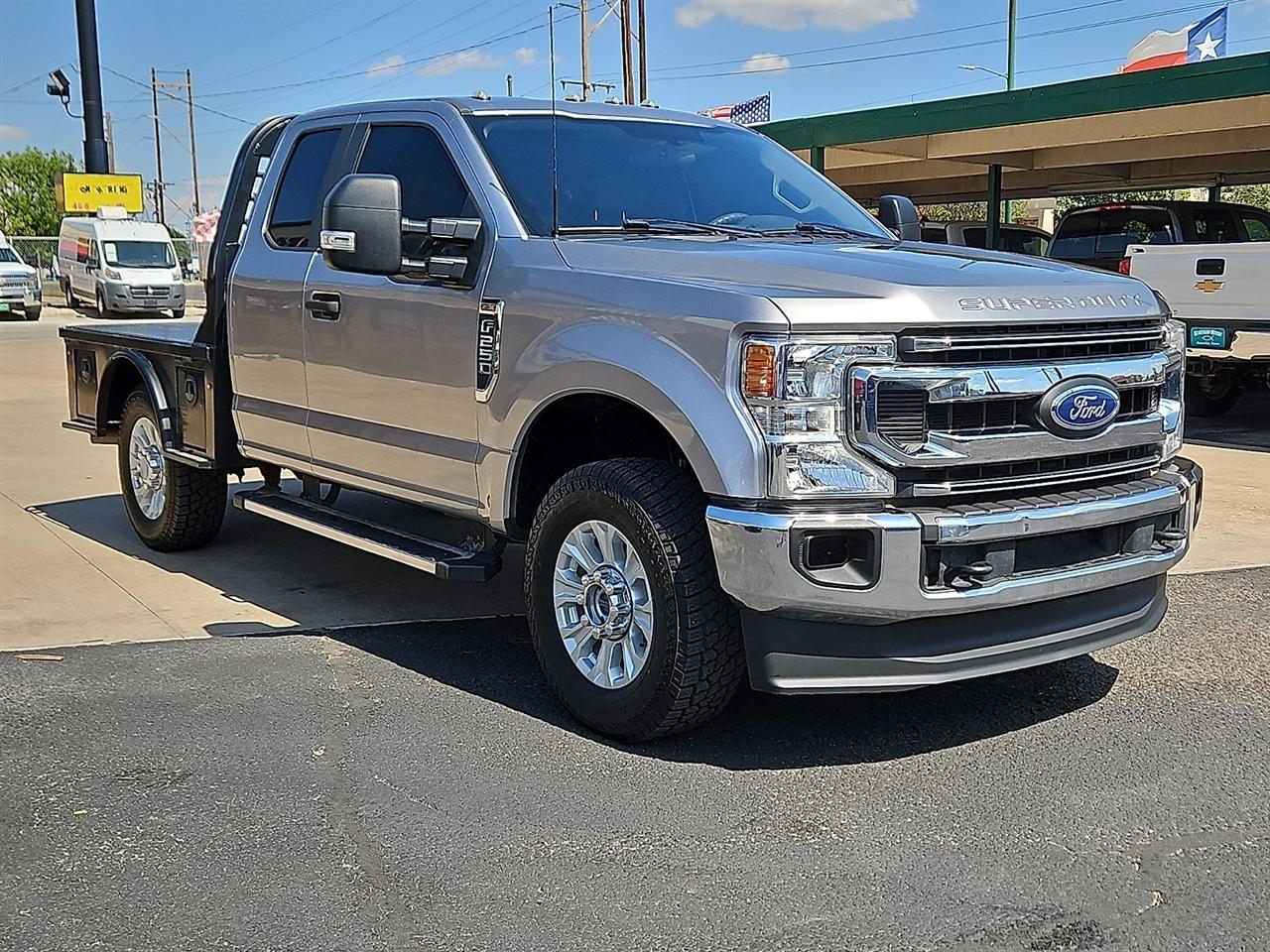 Ford Super Duty F-250 SRW XL 4WD SuperCab 6.75' Box 2022