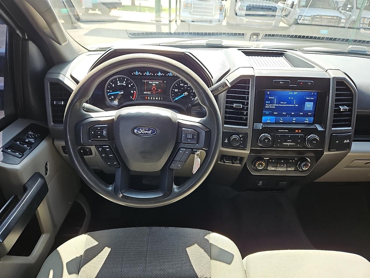 Ford Super Duty F-250 SRW XL 4WD SuperCab 6.75' Box 2022