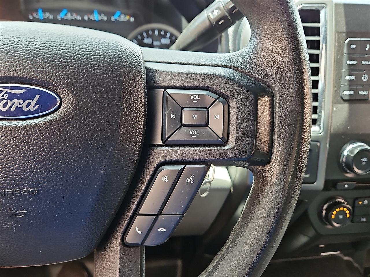 Ford Super Duty F-250 SRW Lariat 4WD SuperCab 8' Box 2017