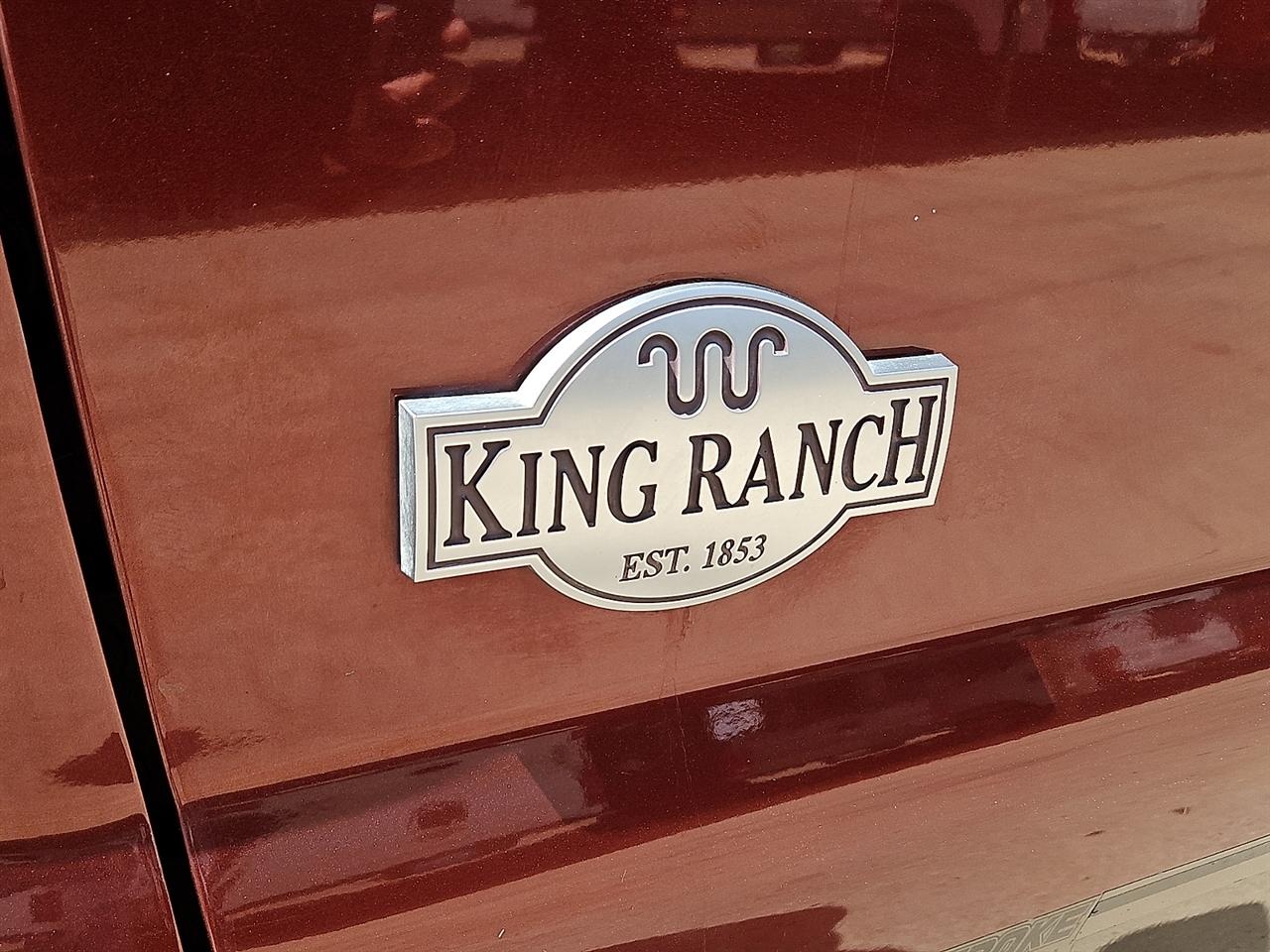 Ford Super Duty F-250 SRW 4WD Crew Cab 156" King Ranch 2016