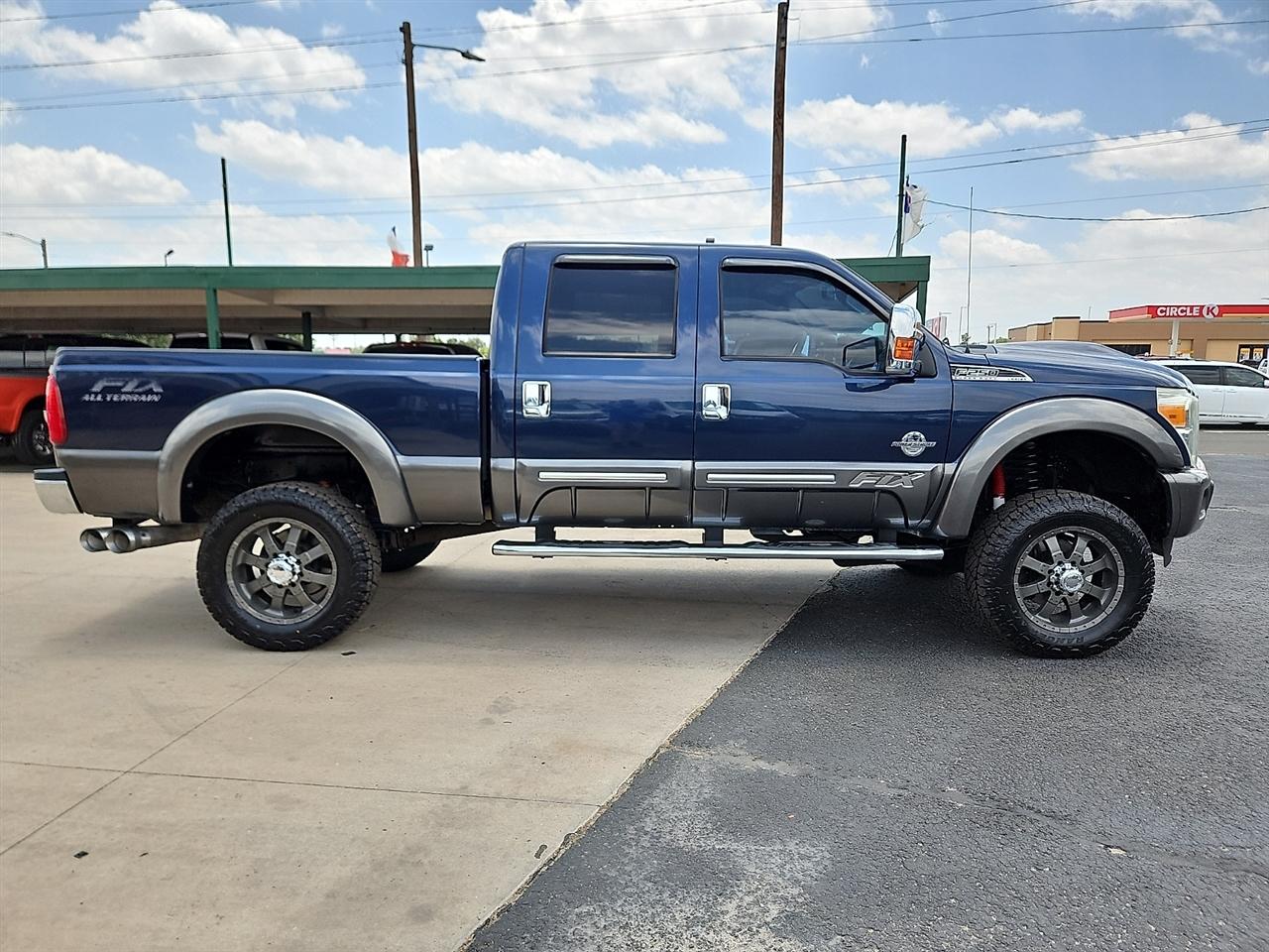 Ford Super Duty F-250 SRW 4WD Crew Cab 156" Lariat 2013