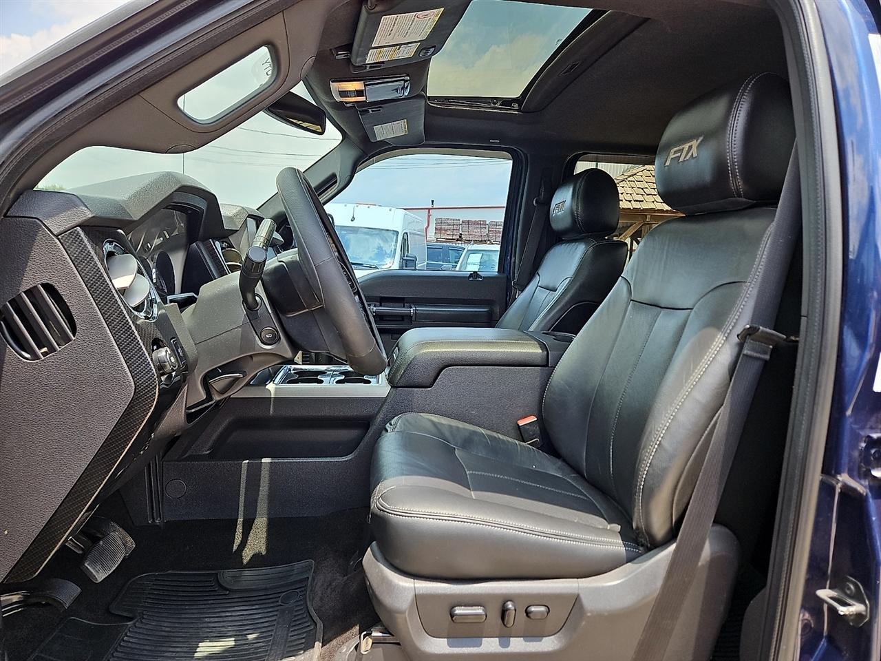 Ford Super Duty F-250 SRW 4WD Crew Cab 156" Lariat 2013