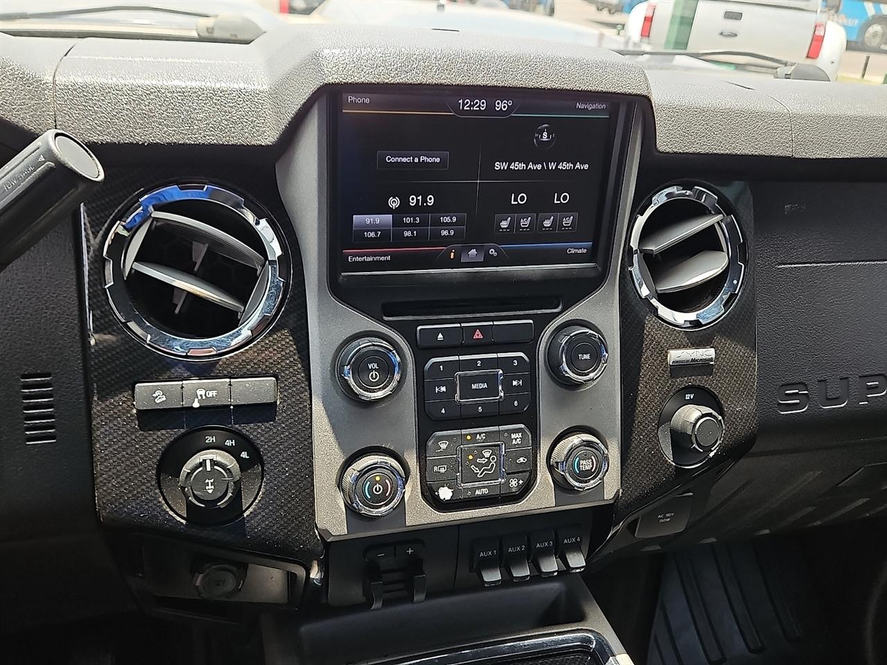 Ford Super Duty F-250 SRW 4WD Crew Cab 156" Lariat 2013