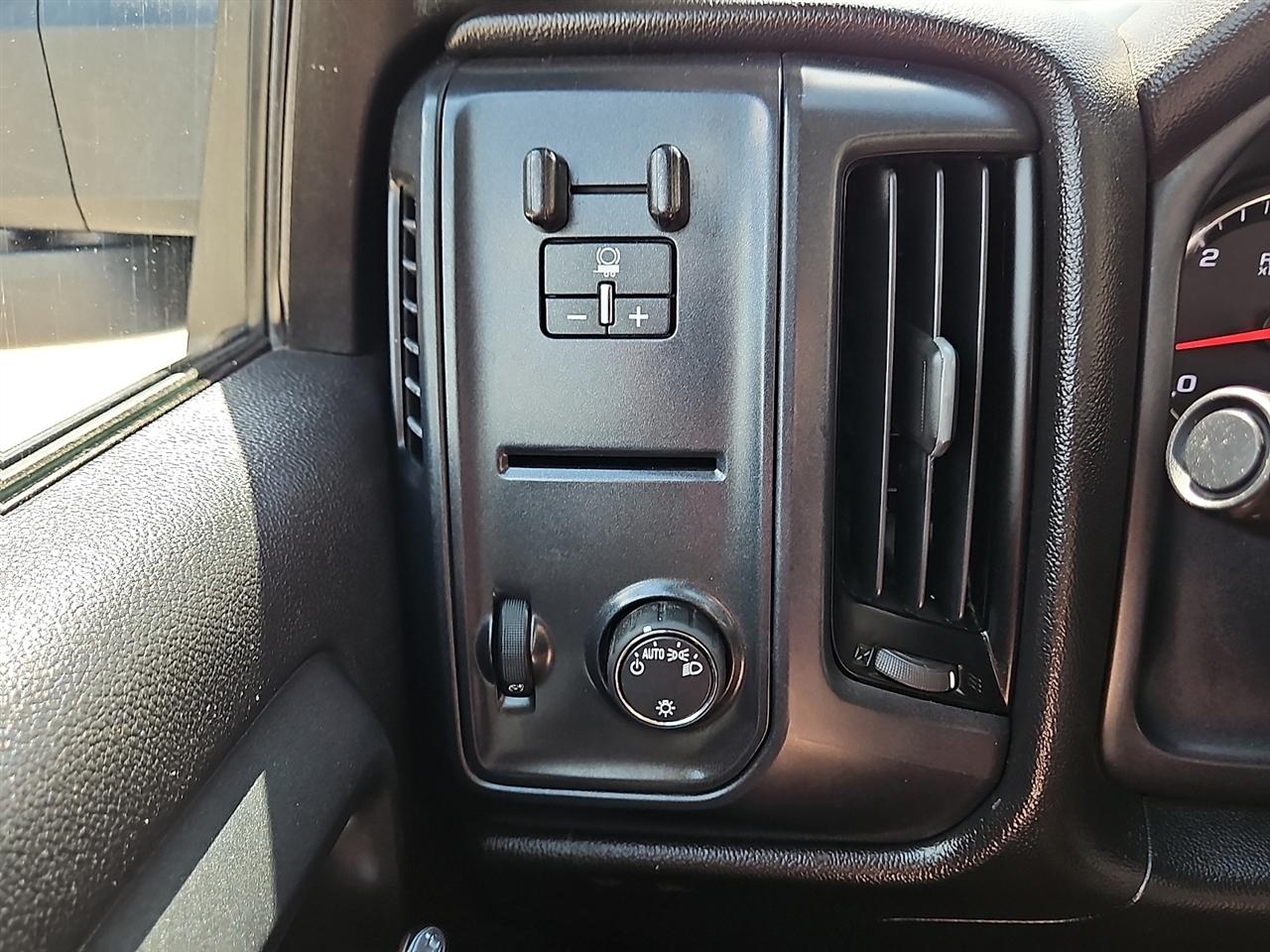 Chevrolet Silverado 2500HD 4WD Crew Cab 167.7" Work Truck 2018