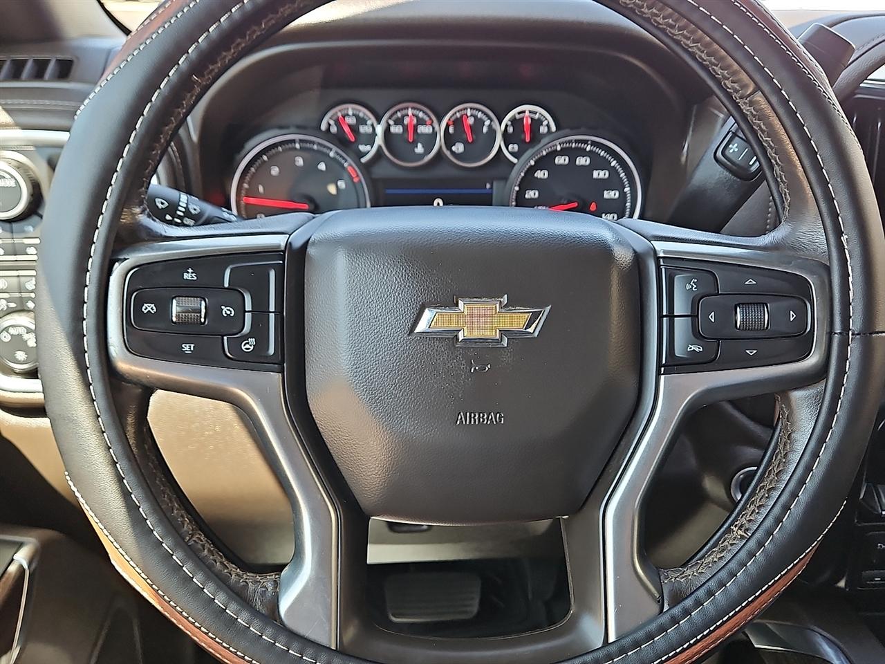 Chevrolet Silverado 3500HD 4WD Crew Cab 172" LT 2022