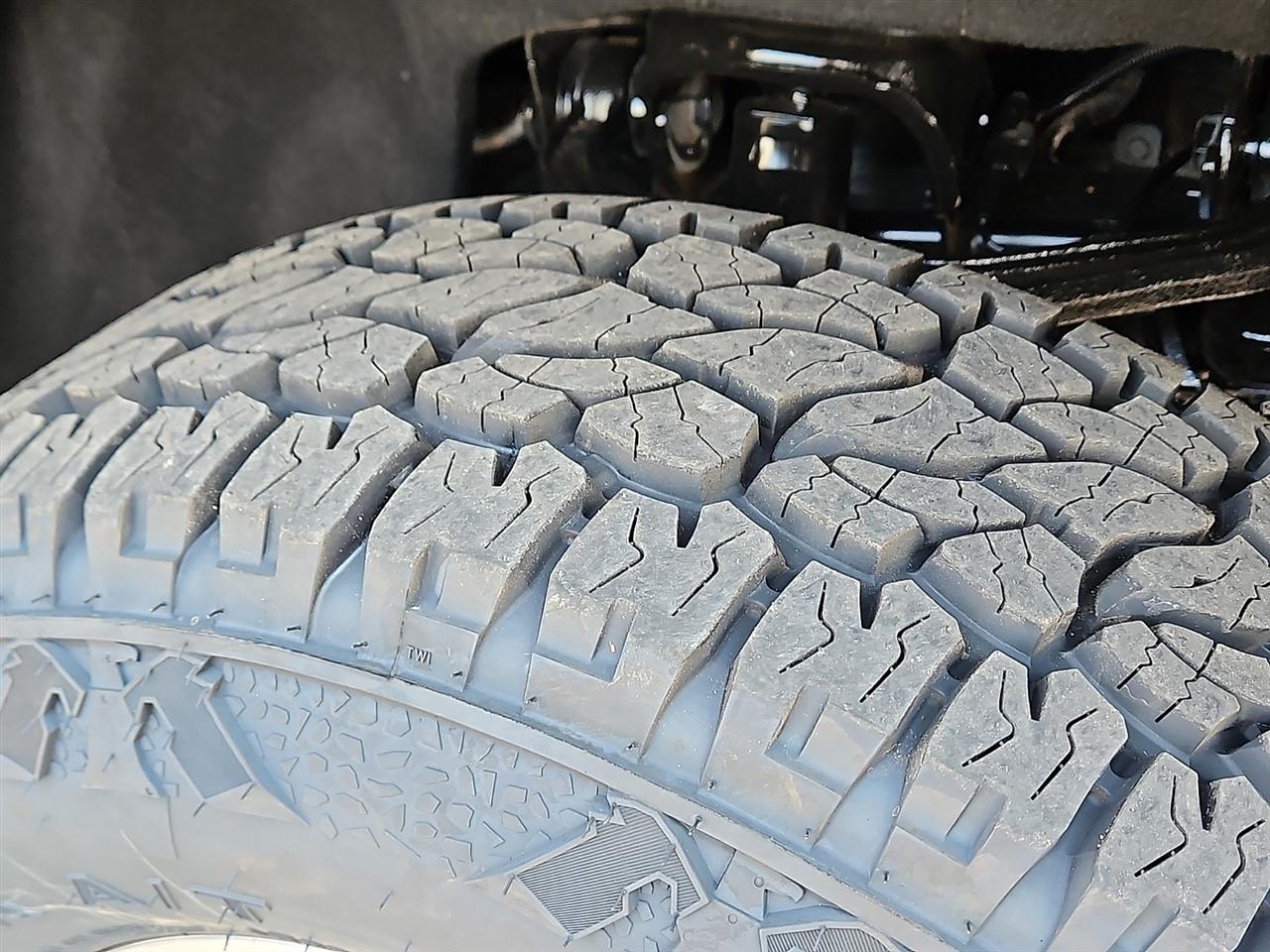 GMC Sierra 2500HD 4WD Crew Cab 159" SLE 2021