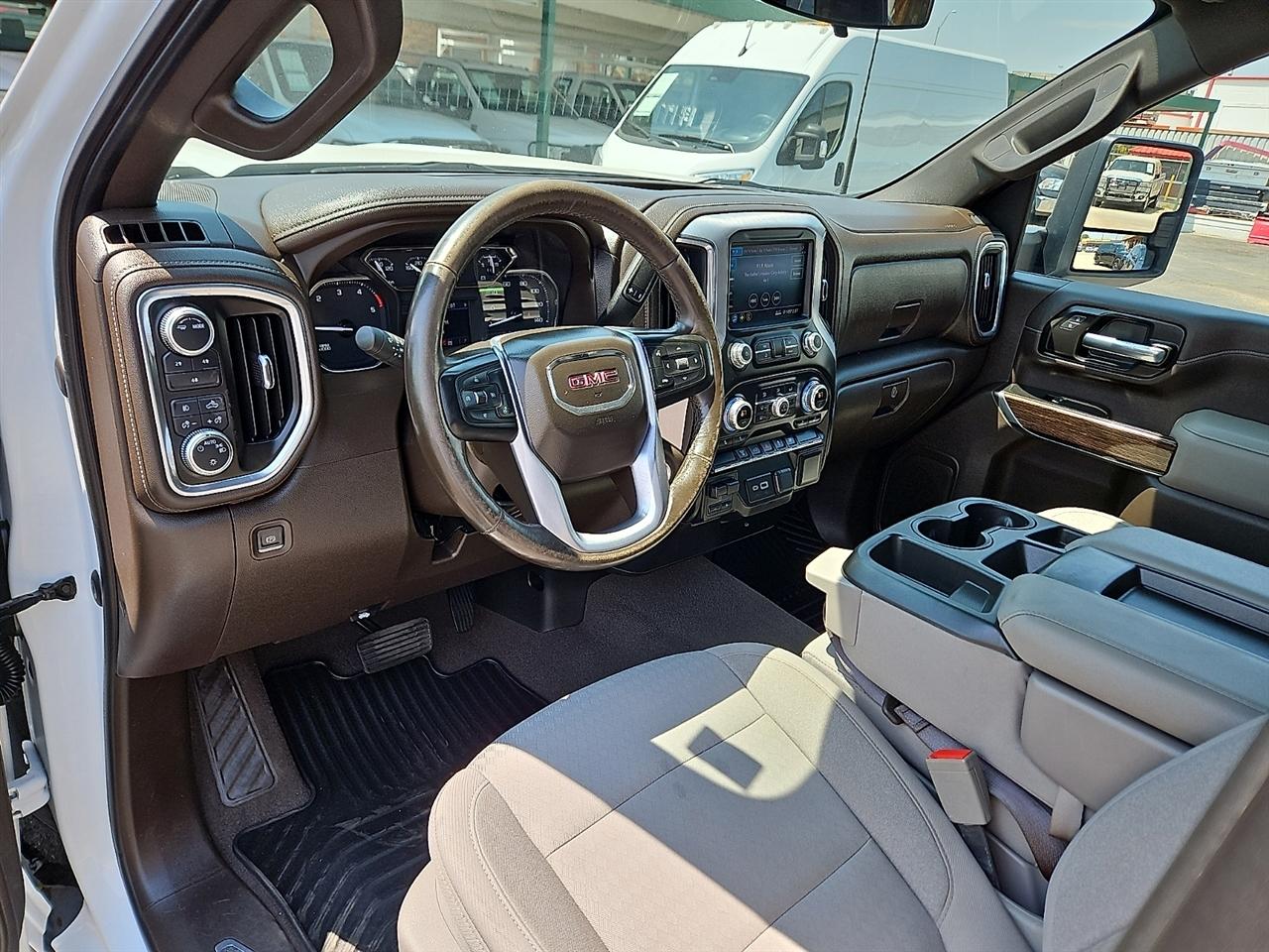 GMC Sierra 2500HD 4WD Crew Cab 159" SLE 2021