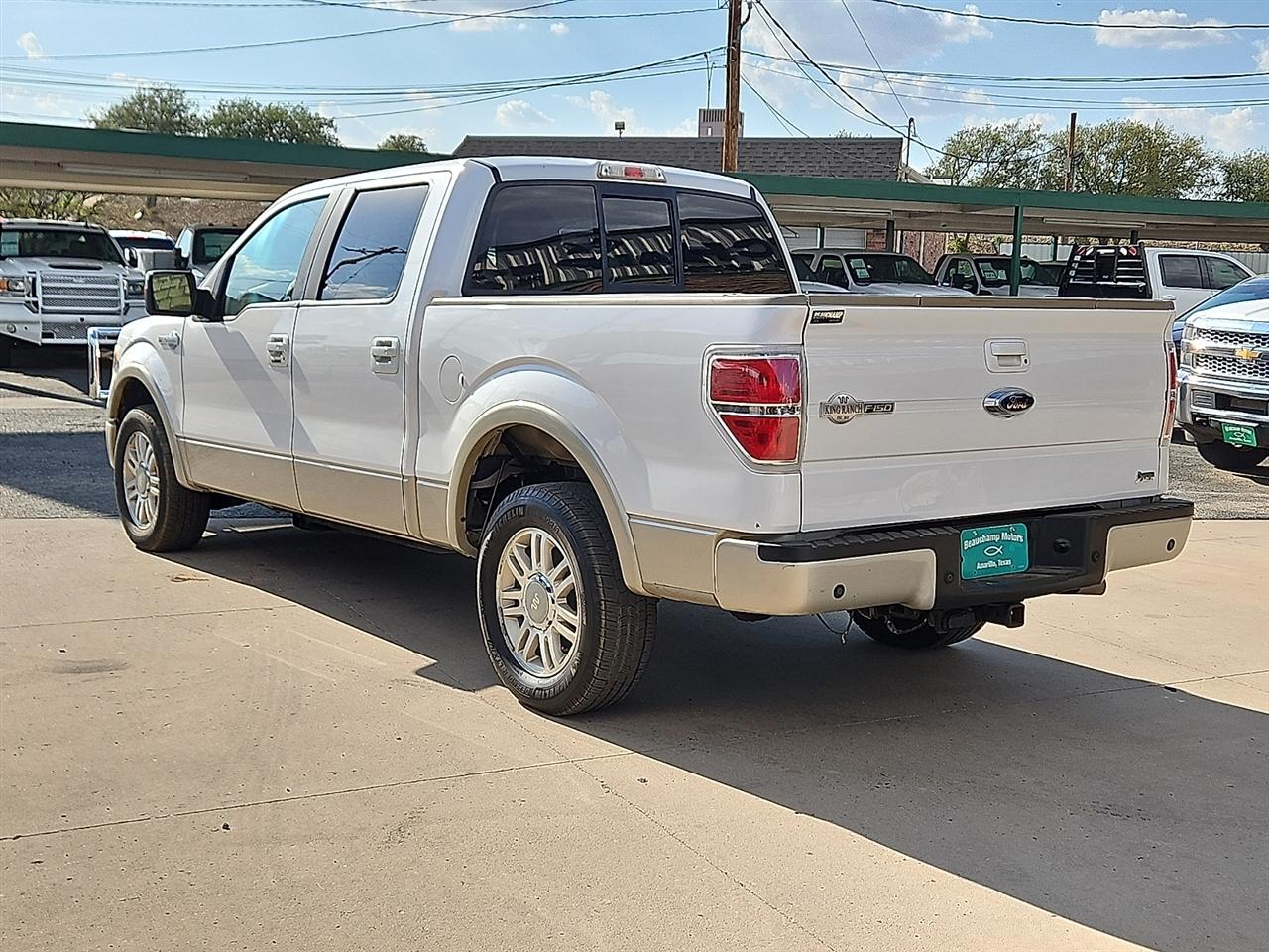 Ford F-150 2WD SuperCrew 145" XL 2010