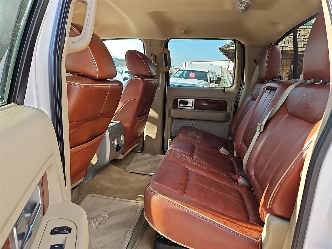 Ford F-150 2WD SuperCrew 145" XL 2010
