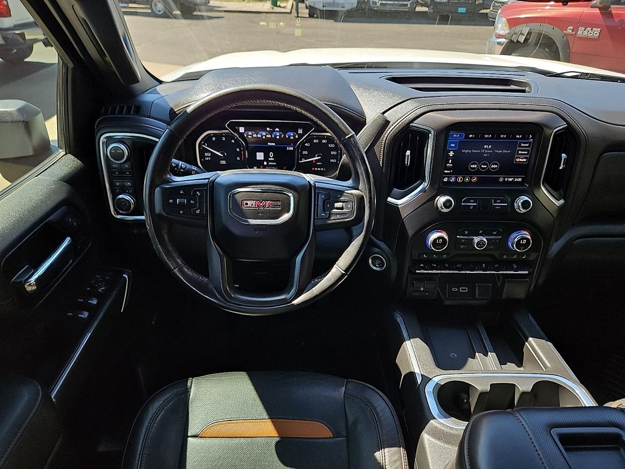 GMC Sierra 1500 4WD Crew Cab 147" AT4 2020