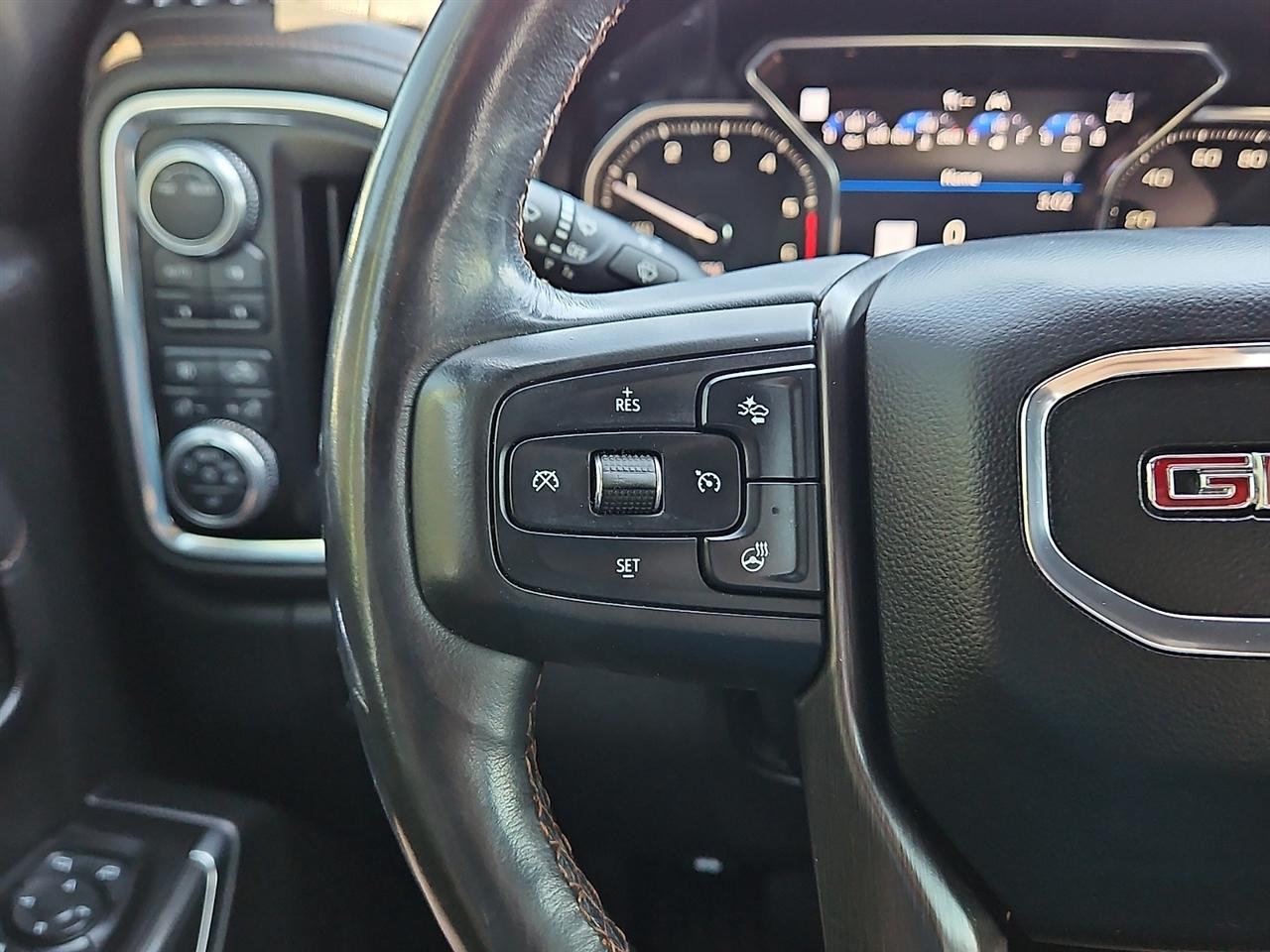 GMC Sierra 1500 4WD Crew Cab 147" AT4 2020