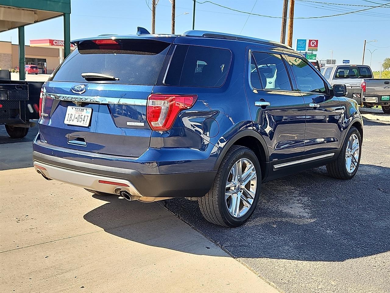 Ford Explorer Limited FWD 2017