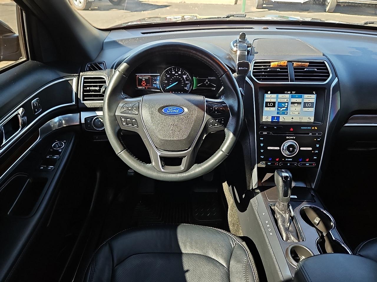 Ford Explorer Limited FWD 2017