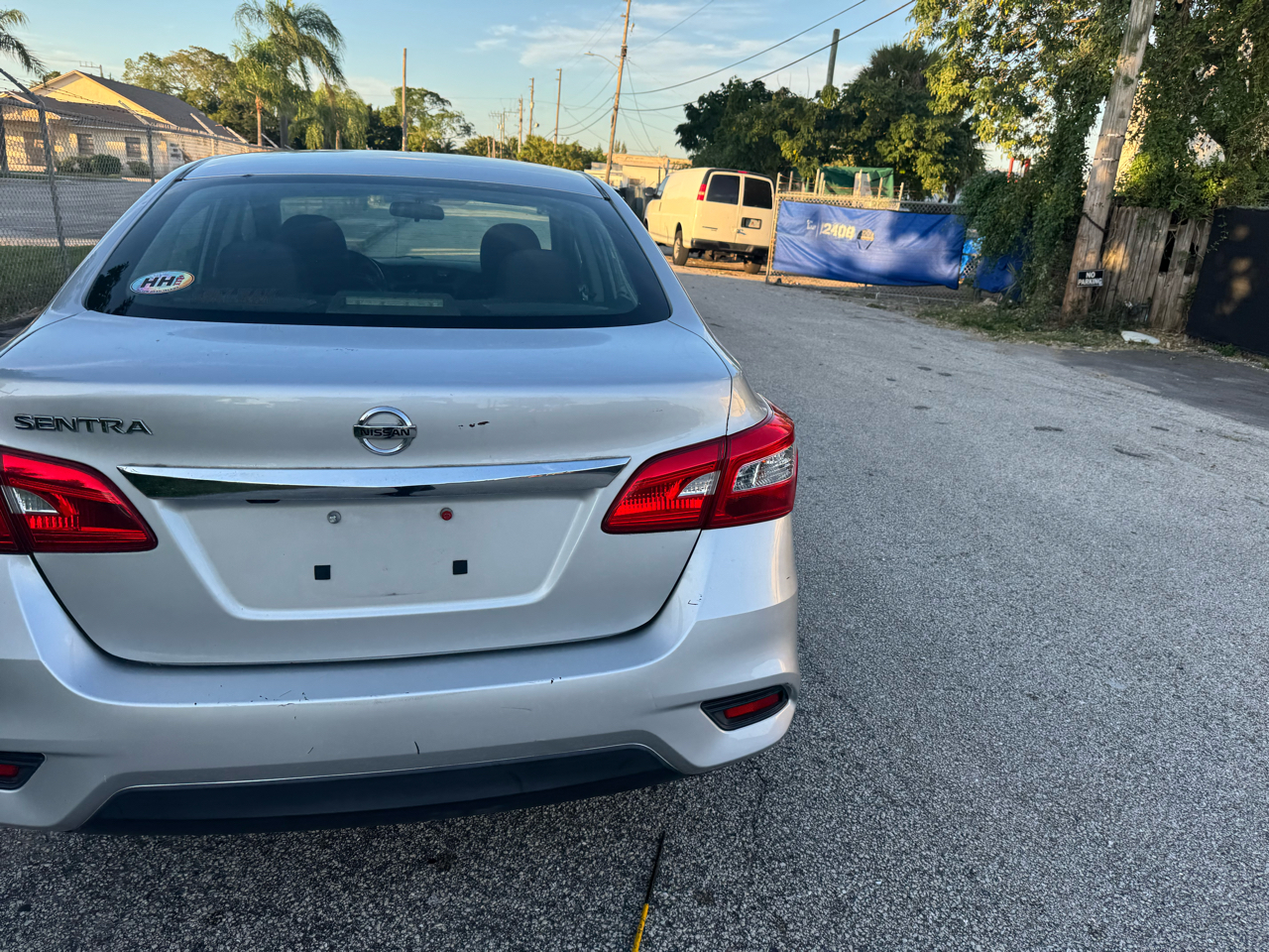Nissan Sentra S CVT 2019