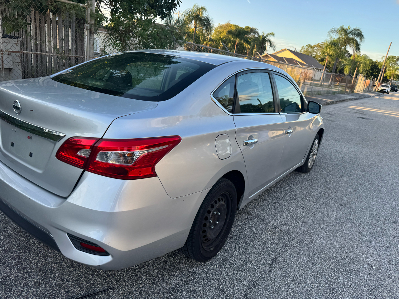 Nissan Sentra S CVT 2019