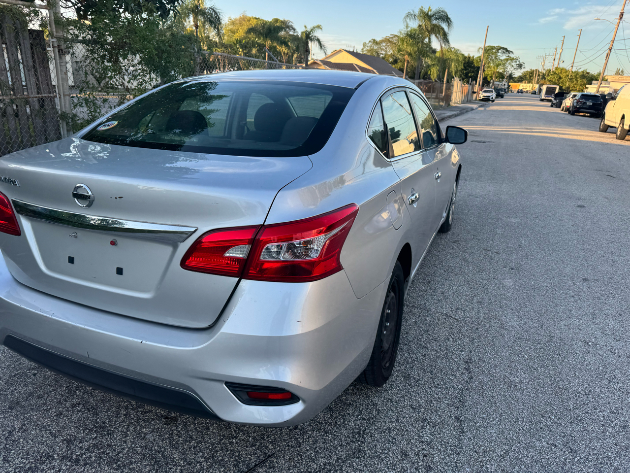 Nissan Sentra S CVT 2019