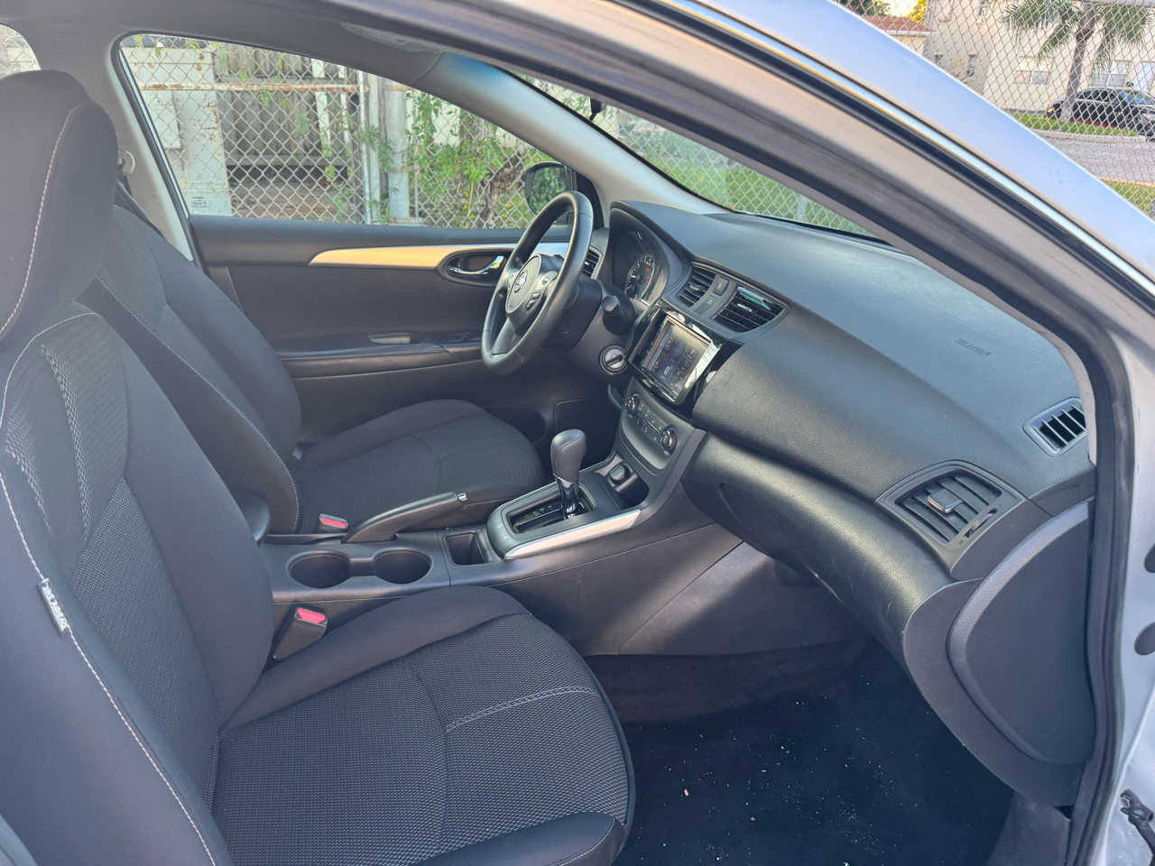 Nissan Sentra S CVT 2019