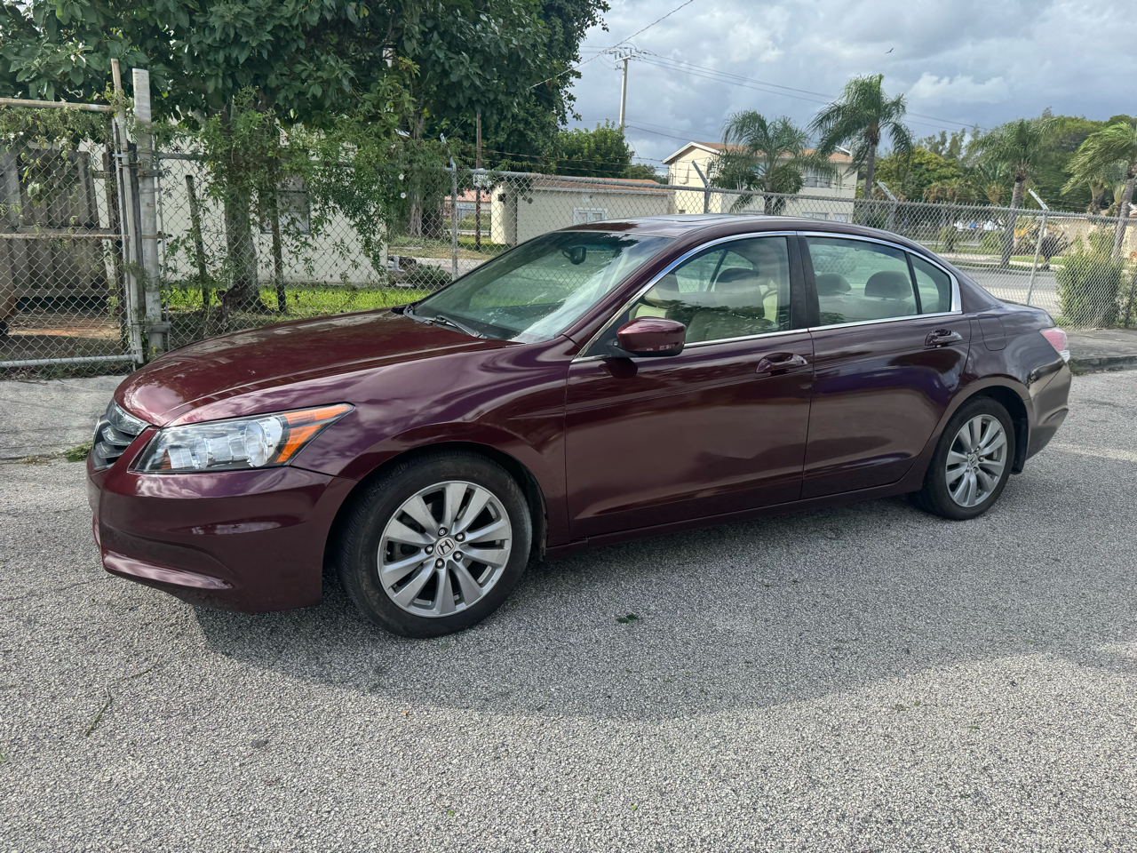 Honda Accord EX-L Sedan AT 2011