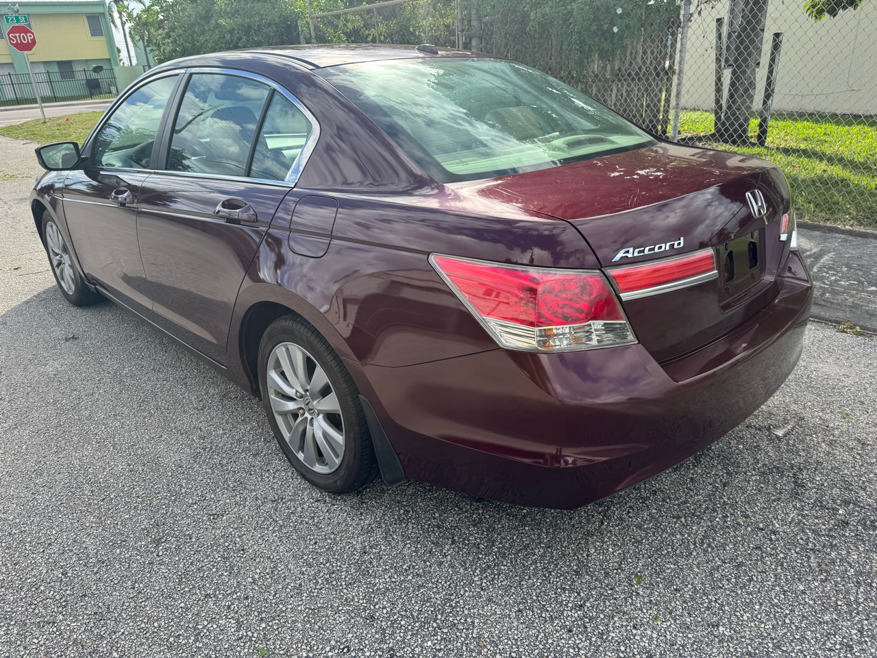 Honda Accord EX-L Sedan AT 2011
