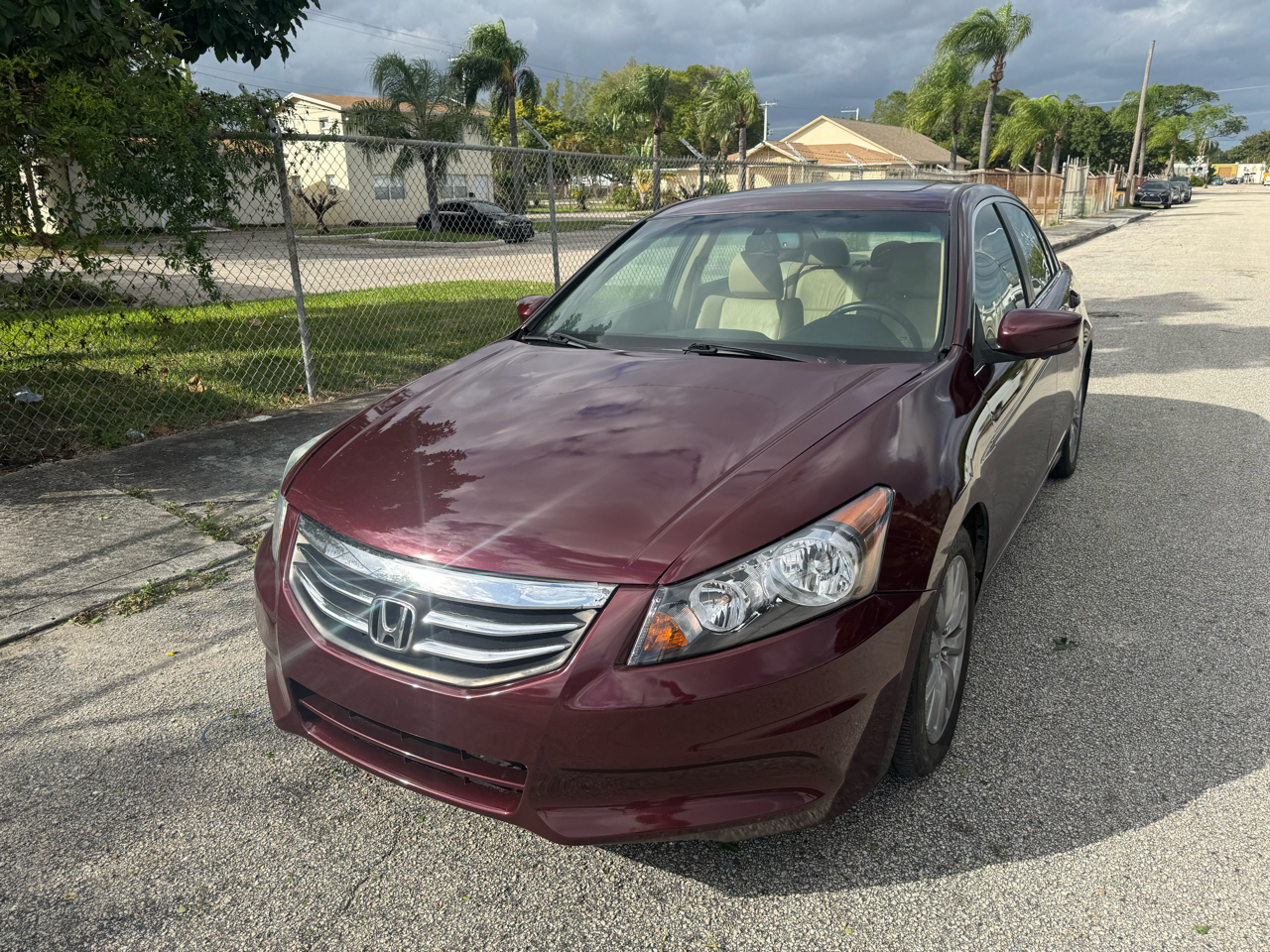 Honda Accord EX-L Sedan AT 2011