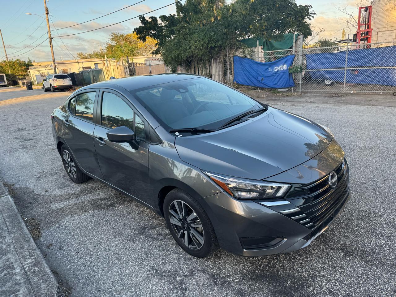 Nissan Versa SV 2025