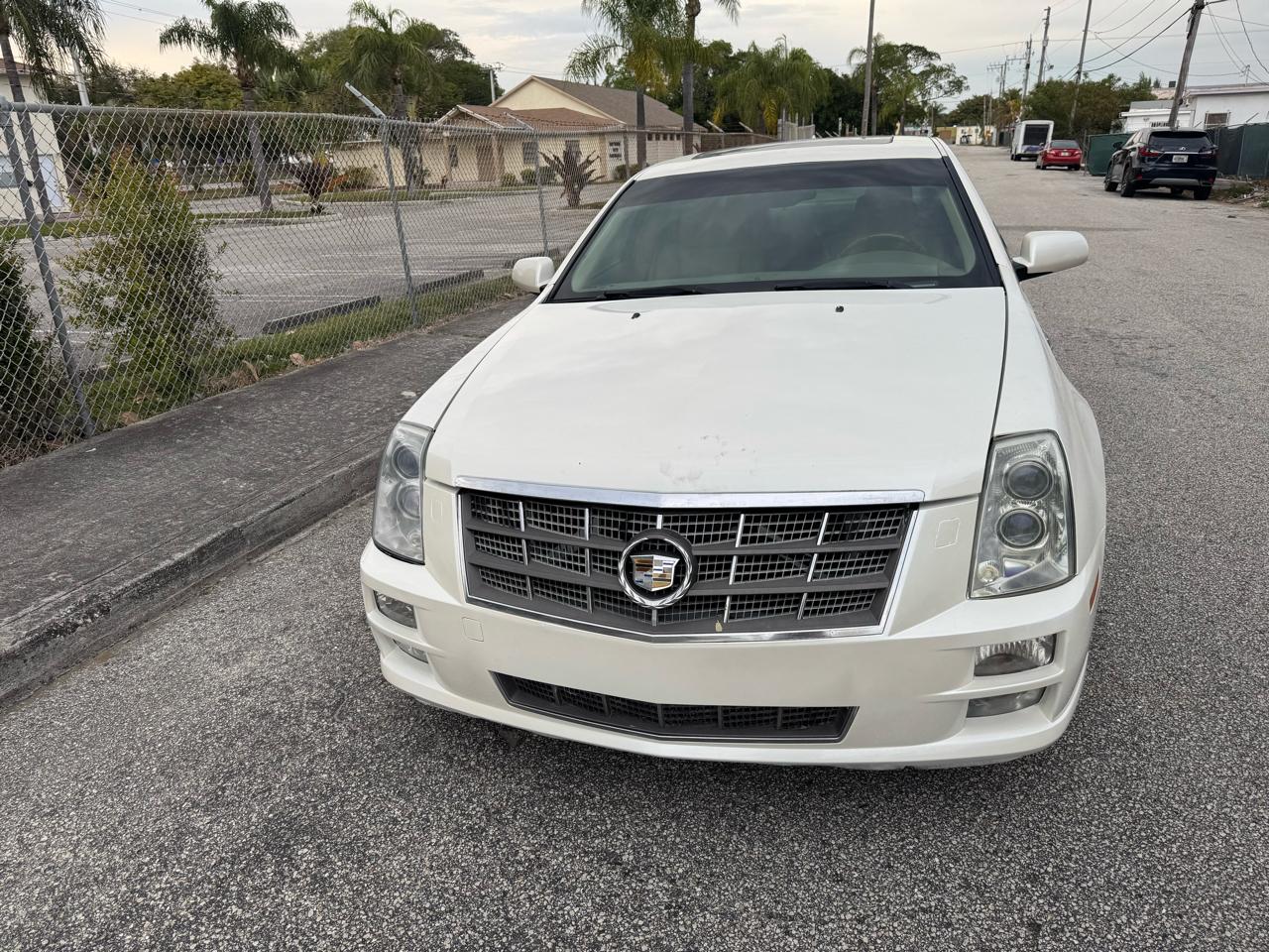 Cadillac STS V6 2010