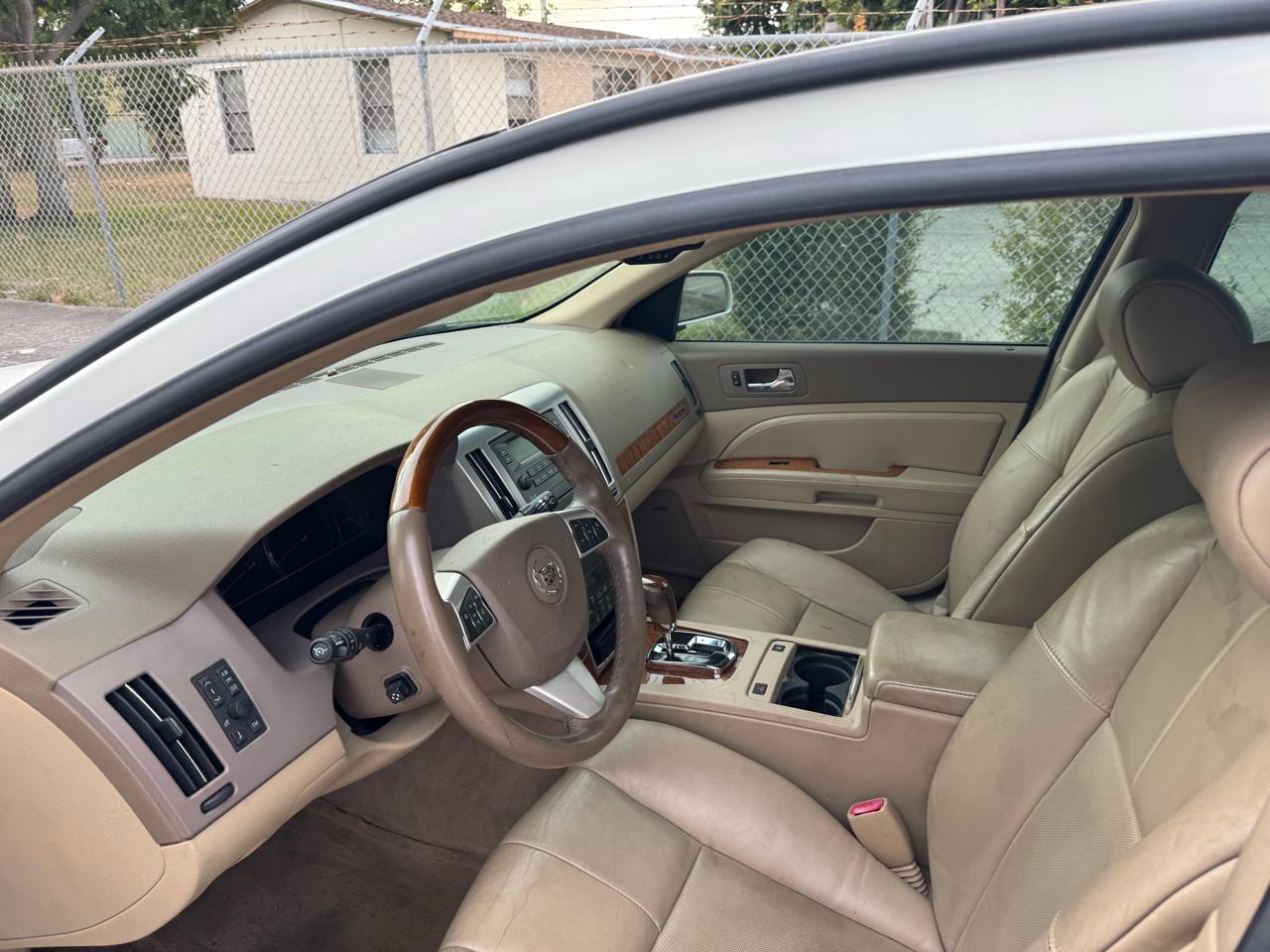 Cadillac STS V6 2010